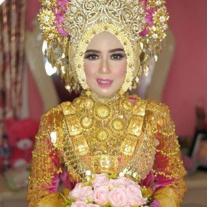 Lia Rumarza profile icon