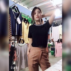 Yui Sujira profile icon