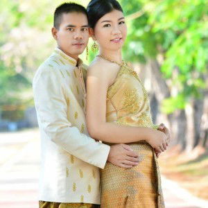 ปุ้มปุ้ย ลาน้ำเที่ยง profile icon