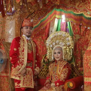 Loly Anggraini Putri II profile icon