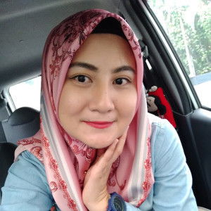 Misz Nina profile icon