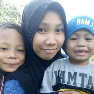 Merry Rizqi profile icon