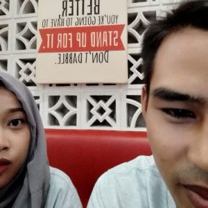 Wizzy Natasia Putri profile icon