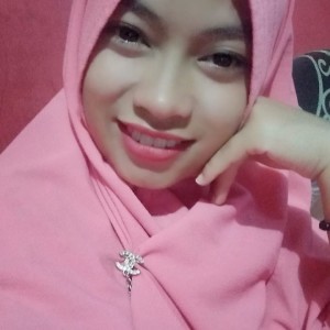 Ratna Wulandari profile icon