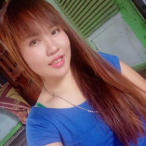 Desi Ratnasari profile icon