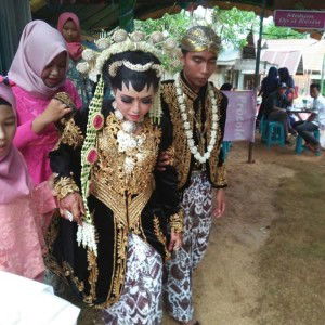 Yulie Yulet profile icon