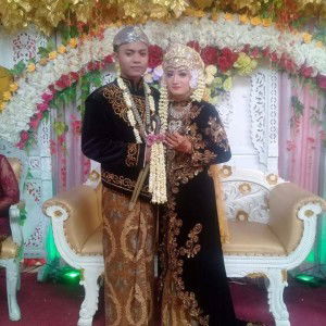 Novitha Prilistiyanti profile icon