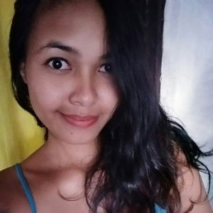 Lyra Tubio profile icon