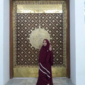 Iin Mutmainah profile icon