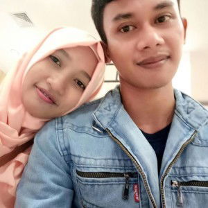 Anggit Rina profile icon