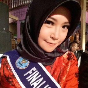 Ajeng Setyo Widari profile icon