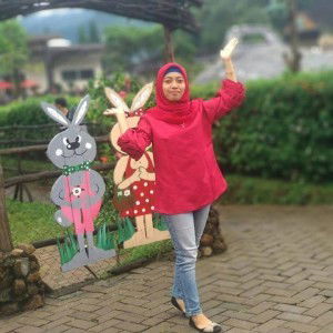 Tri Septiyani Sari profile icon