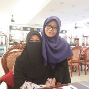 farah adibah profile icon