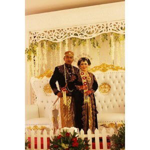 Dwi Yanti Lestari profile icon