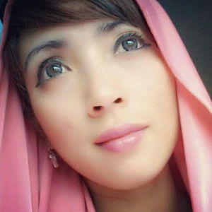 anna baiq profile icon