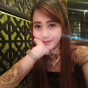 Irlena Apriliya profile icon