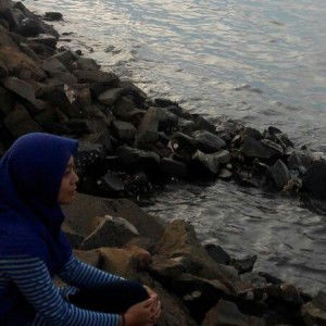 Evi Ratnasari profile icon