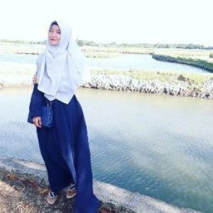 Indah Puspita profile icon