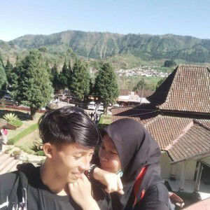 Uswatun Khasanah profile icon