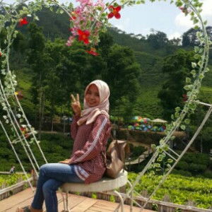 Reny Permata profile icon