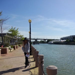 aina farhana profile icon