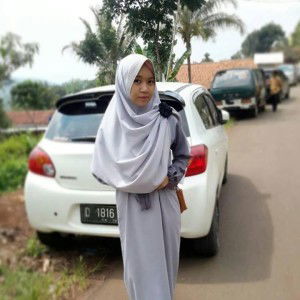 Evhi Amalia N profile icon