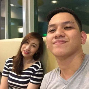 Dhelle Dela Paz profile icon