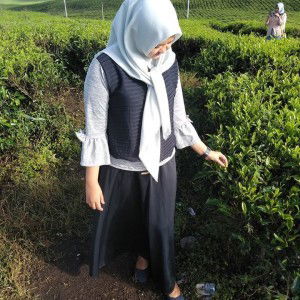 Rises Cahyani profile icon