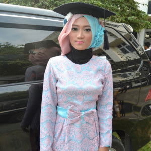 Devina Fauzia Hidayat profile icon