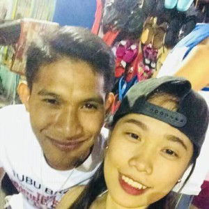 Emcsi Saavedra Lagando profile icon