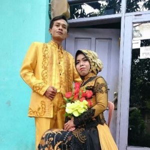 Retno Lestari profile icon