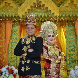 Rina Ikhwani profile icon