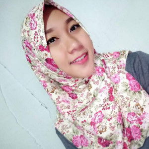 Puji Widiastuti profile icon