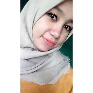 Nur Indah Sari profile icon