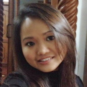 Julia Purnawinata profile icon