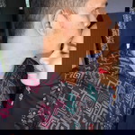 Ny. Nia Gian profile icon