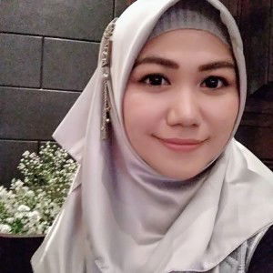 Rini Febriani profile icon