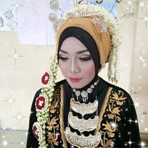 Enny Sari profile icon