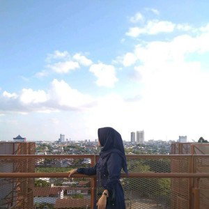 Kartini Desember profile icon