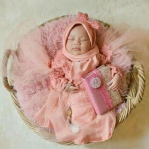 Sary Pratiwi profile icon