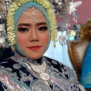 Esti afrianti profile icon