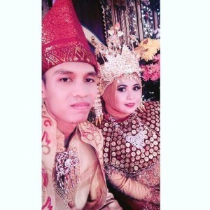 Yulia Putri Sari profile icon