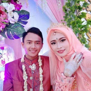 Windi Komalasari profile icon