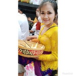 Ayu Trisnadewi profile icon