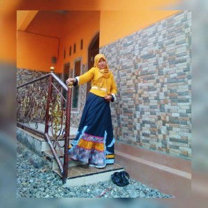 Lisa Dewi profile icon