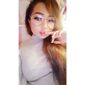 Putri A profile icon