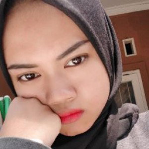 Julianti Sutrisna profile icon