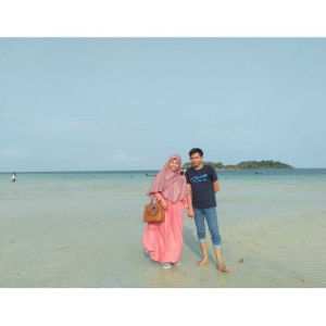 Larasati Sunarto profile icon