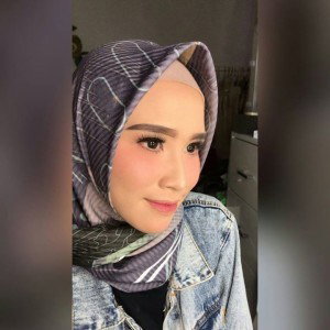 Maria Wibisono profile icon