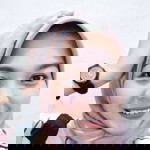 Anisa Handayani profile icon